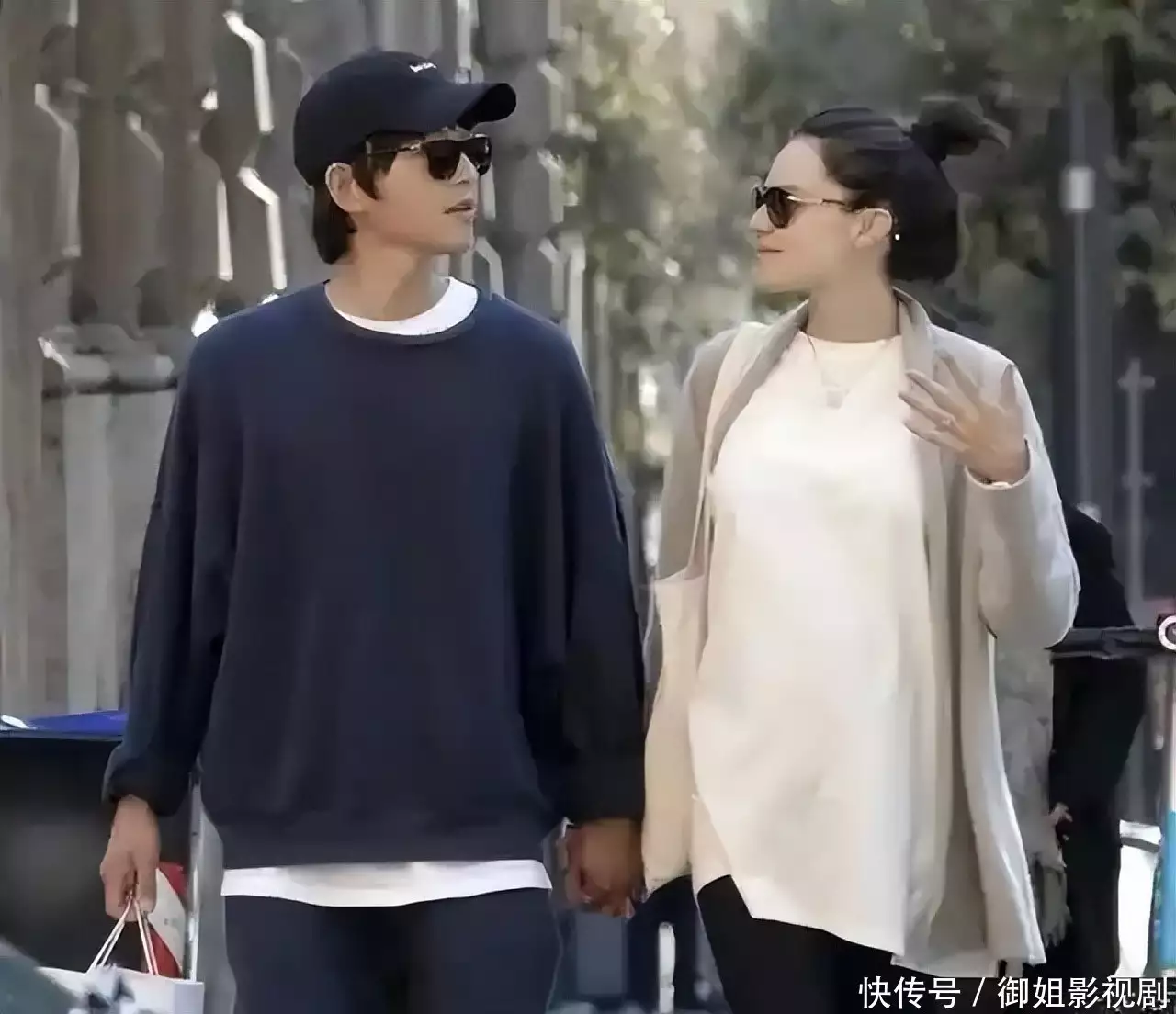 宋仲基宋慧乔风评彻底反转!一人被网友心疼,一人大哭却无人同情诸葛亮死后,他的死对头李严竟然伤心而死,从此蜀汉再也无法统一 宋仲基宋慧乔风评彻底反转!一人被网友心疼,一人大哭却无人同情诸葛亮死后,他的死对头李严竟然伤心而死,从此蜀汉再也无法统一