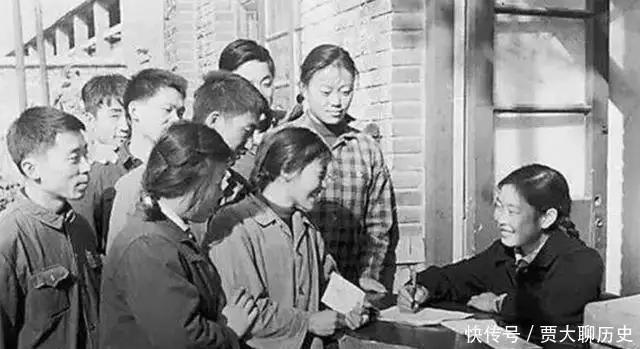 77年高考文科女状元,语文仅差1分满分,如今她怎样?河南一女子找不到对象,哥哥急得不行:挺贤惠,为啥没有男生喜欢 77年高考文科女状元,语文仅差1分满分,如今她怎样?河南一女子找不到对象,哥哥急得不行:挺贤惠,为啥没有男生喜欢