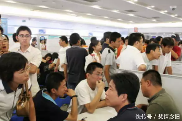 大学里这4个专业就业率很高,专科生也会被疯抢,有你的专业吗1964年,毛主席得知杨育才只是副连长,问:11年了怎么才升一级? 大学里这4个专业就业率很高,专科生也会被疯抢,有你的专业吗1964年,毛主席得知杨育才只是副连长,问:11年了怎么才升一级?