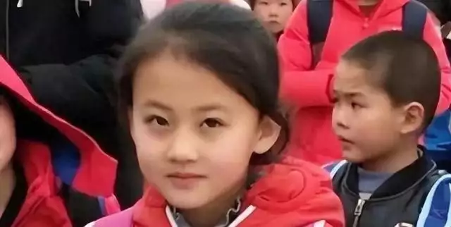 三年前,宁夏7岁小女孩一笑成名,后拒百万签约,如今怎么样了?成都军区司令梁兴初,67年视察时遇到地痞挑衅:你们开不出这条街 三年前,宁夏7岁小女孩一笑成名,后拒百万签约,如今怎么样了?成都军区司令梁兴初,67年视察时遇到地痞挑衅:你们开不出这条街