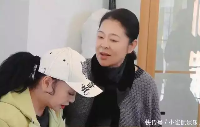 74岁刘晓庆宣布要拍短剧,“尝试3分钟塑造一个鲜活的人物”!网友:佩服!( 74岁刘晓庆宣布要拍短剧,“尝试3分钟塑造一个鲜活的人物”!网友:佩服!(