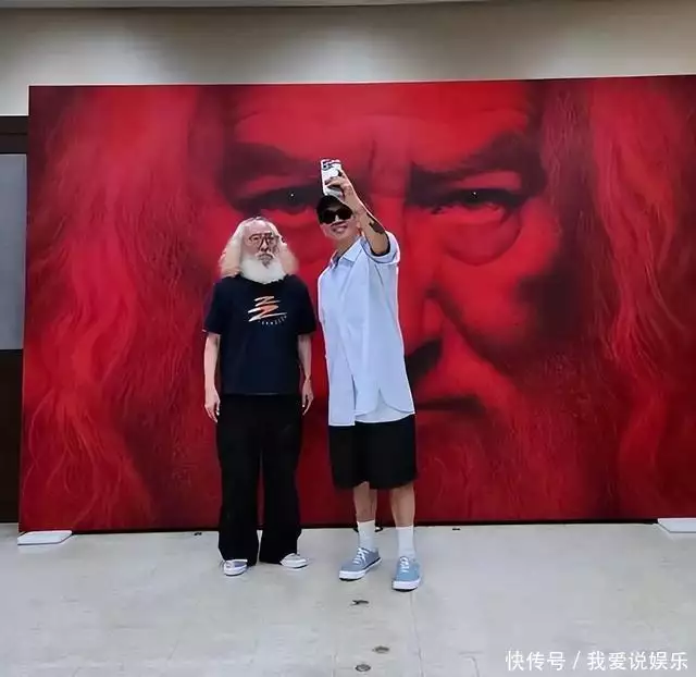 大S没选错人?具俊晔疑似得到了大师点拨,事业有可能迎来转机?31岁在春晚一炮而红,观众都以为他隐退了,其实已经去世10年了