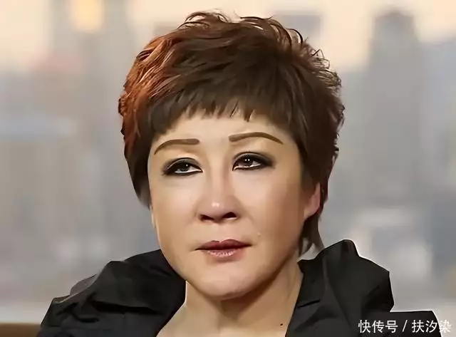 李小龙脑水肿猝死调查_李小龙拍的电影_李小龙1973年去世详细情况