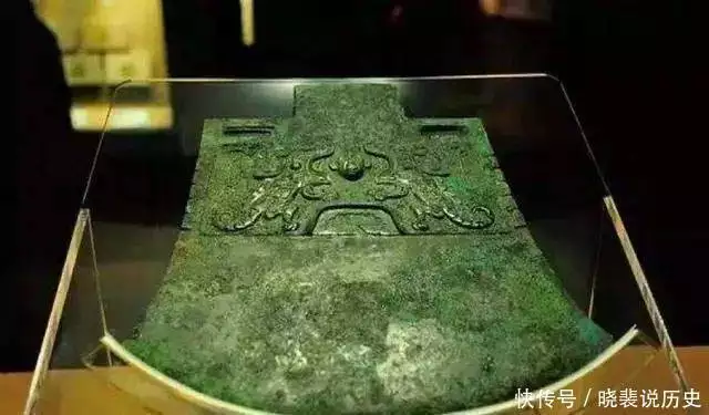 古代权臣篡位之前为什么总要求加九锡，九锡到底是什么？