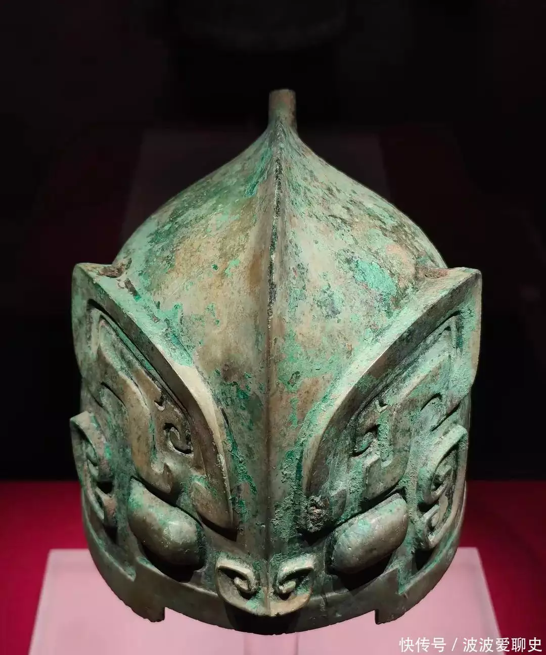 古代头盔界的超级明星商代兽面纹青铜胄，3000年前的最美战盔揭秘 - 清幽闲适