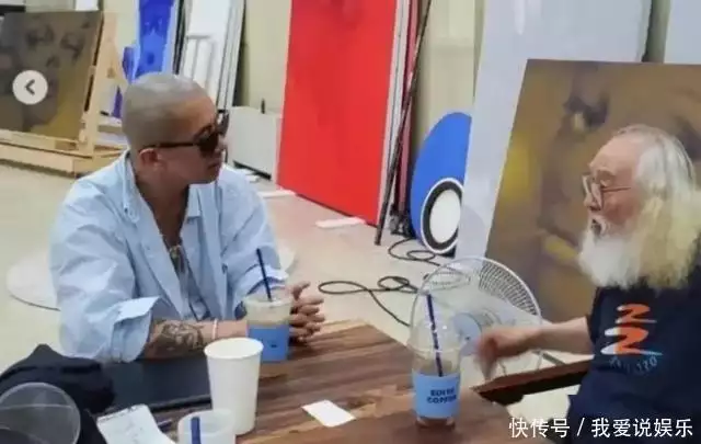 大S没选错人?具俊晔疑似得到了大师点拨,事业有可能迎来转机?31岁在春晚一炮而红,观众都以为他隐退了,其实已经去世10年了