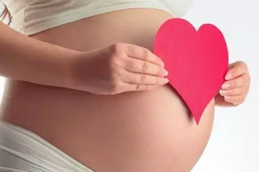 原来生孩子还有这么多好处，女人别傻傻的为了身材而放弃生育了！