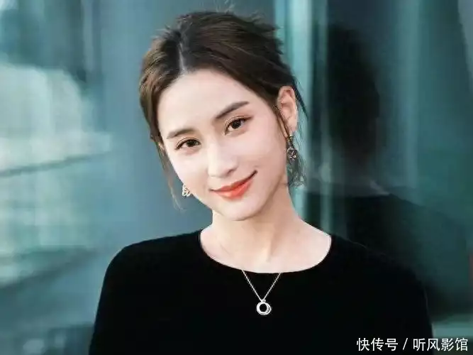 赌王千金何超莲首部电影扑街，投资1亿，上映首日票房仅110万本以为吴京儿子吴所谓就挺随便了，没想靳东、杨澜的孩子名更浮夸