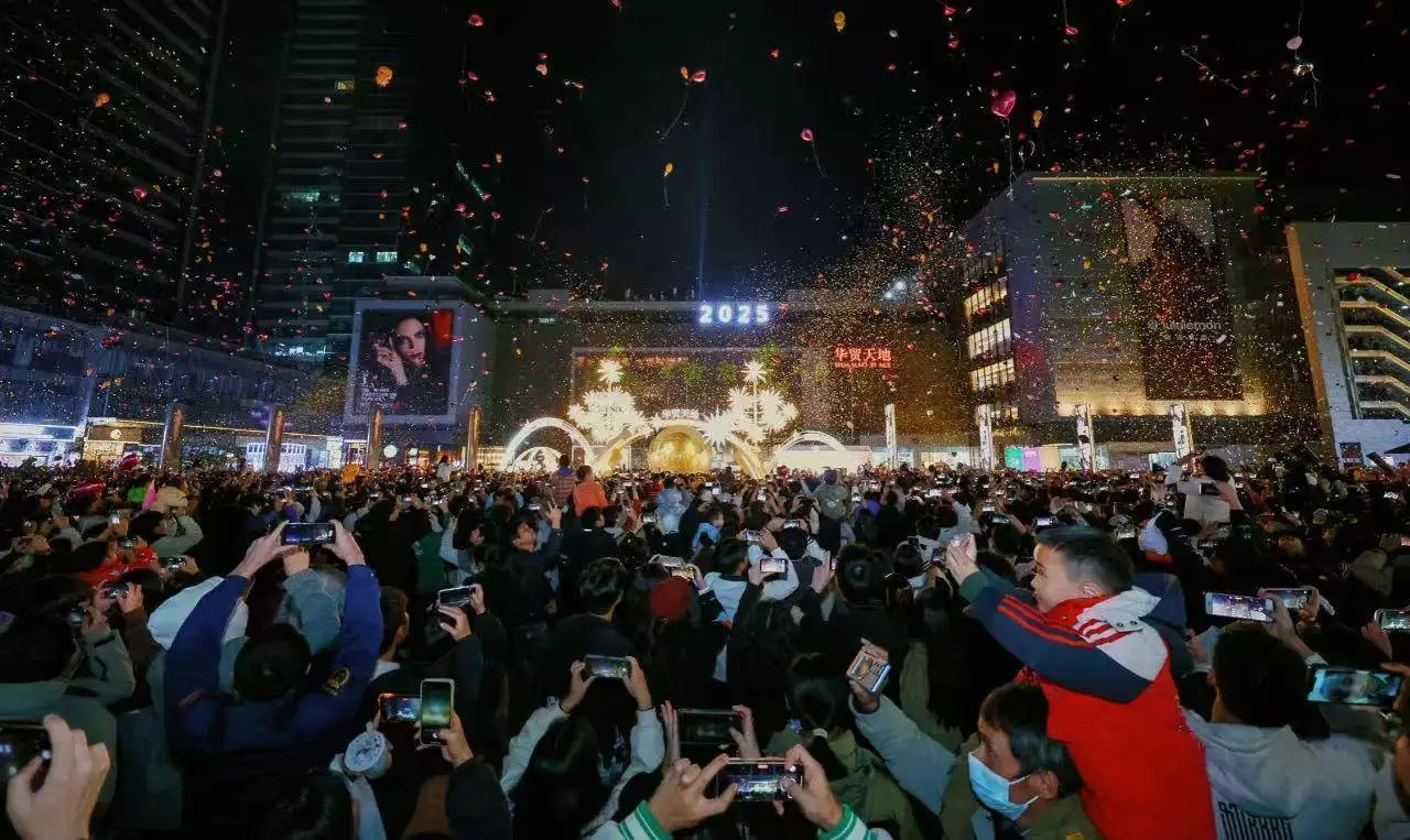 惠州华贸天地14周年庆圆满收官：以″漫生之境″重塑城市生活美学【快资讯】 