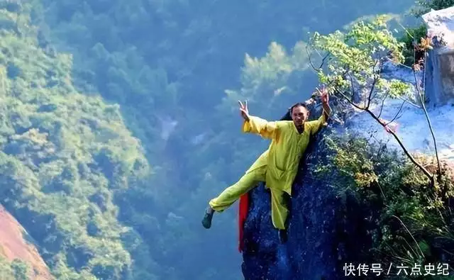 国内唯一的职业烧香人,每天来往十公分宽悬崖上,最多一天赚两万“饭后午休1小时”是错的?医生:上了年纪,午休要注意3点 国内唯一的职业烧香人,每天来往十公分宽悬崖上,最多一天赚两万“饭后午休1小时”是错的?医生:上了年纪,午休要注意3点