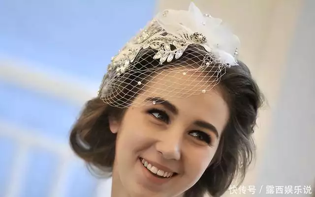 洋模特在中国捞金:时薪3000元,3个月赚套房,称没钱了就去中国!警界发生的事情有多有趣?网友:被老婆打了之后,警察却转正了 洋模特在中国捞金:时薪3000元,3个月赚套房,称没钱了就去中国!警界发生的事情有多有趣?网友:被老婆打了之后,警察却转正了