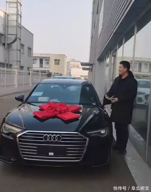 河南小伙砸锅卖铁买豪车,为拍视频炫富,月入几十万教粉丝赚钱这对母女在家先后中毒,竟是忘了这个细节! 河南小伙砸锅卖铁买豪车,为拍视频炫富,月入几十万教粉丝赚钱这对母女在家先后中毒,竟是忘了这个细节!