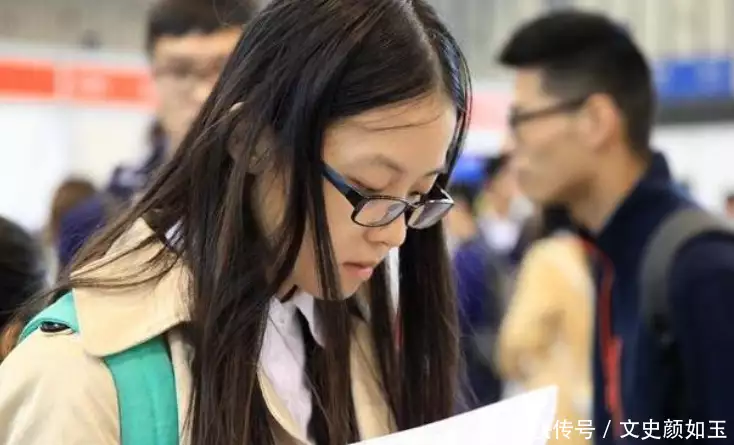 “不理解”,大专女生因被人质疑能力差,熬夜做题证明自己背靠中国,玩转美俄?哈萨克斯坦的八面玲珑,为何能成功?(三) “不理解”,大专女生因被人质疑能力差,熬夜做题证明自己背靠中国,玩转美俄?哈萨克斯坦的八面玲珑,为何能成功?(三)