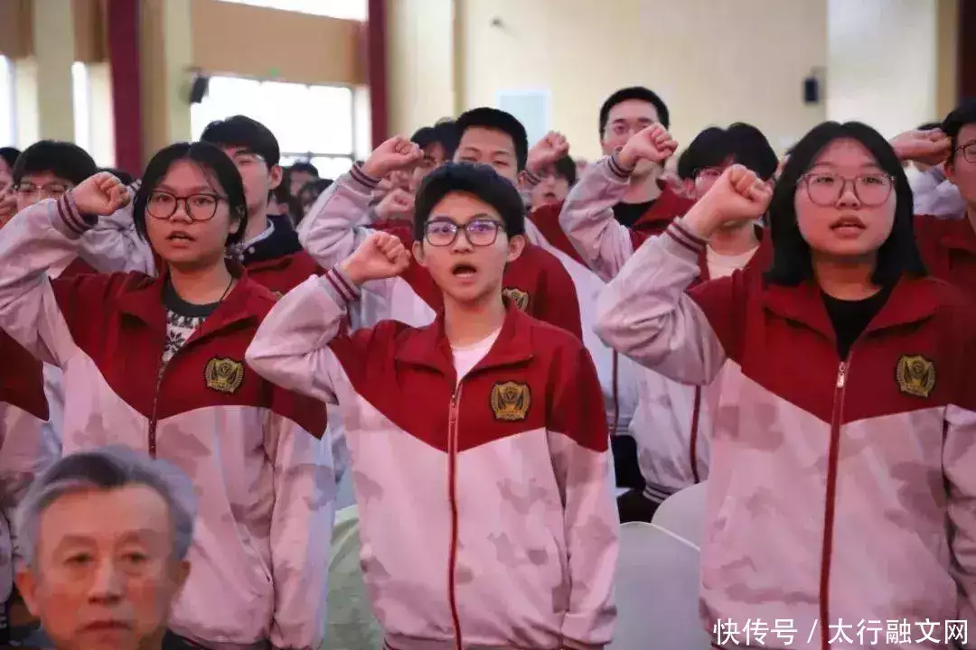 衡水桃城中学高一英语暑假规划_高中英语词汇语法阅读写作听力提升_高考英语听力训练