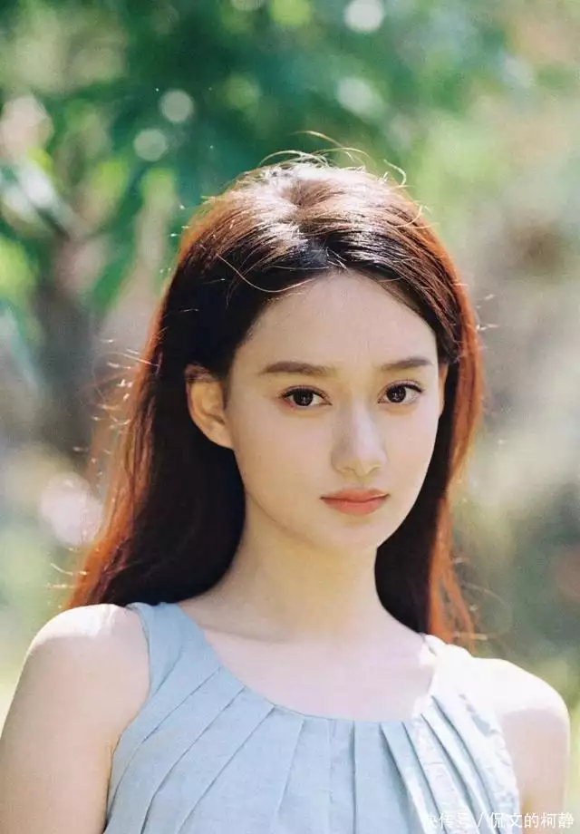 标题《北影校花夏梦的戏剧人生》