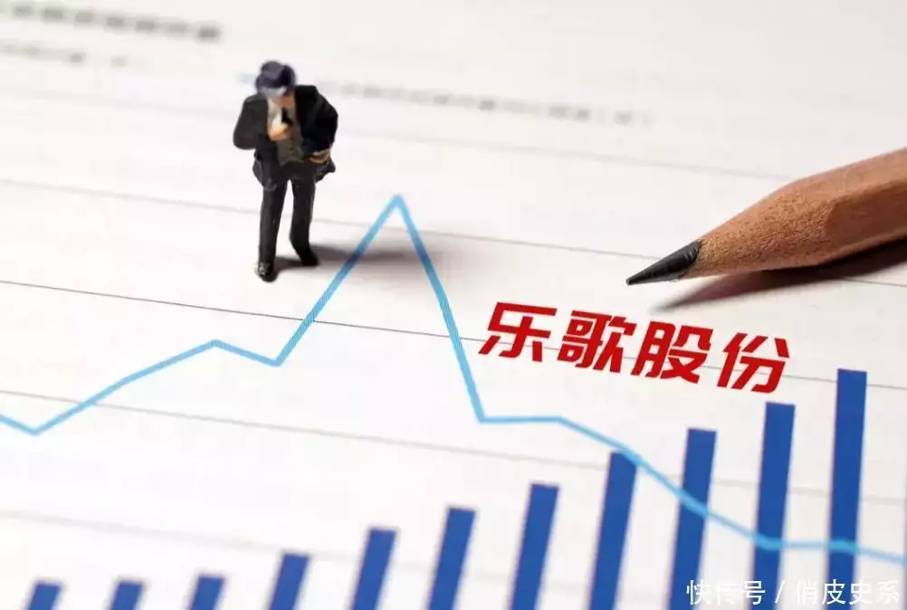 22岁学生一条视频赚6亿!被央视点名表扬,苹果CEO库克求着要见他难以相信,山西一职校女老师出轨男生,聊天截图流出,后续来了 22岁学生一条视频赚6亿!被央视点名表扬,苹果CEO库克求着要见他难以相信,山西一职校女老师出轨男生,聊天截图流出,后续来了