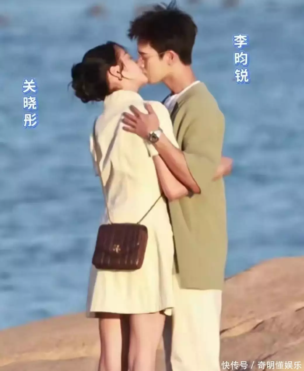 关晓彤李钧锐热吻照走红，被传分手3月，一鹿彤行是否分手引关注