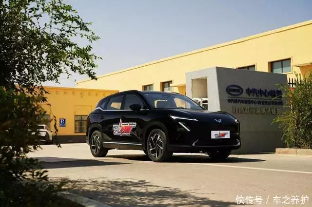 空间比宋Pro DM-i还大，五菱星光S首发亮相，定价多少钱能火？