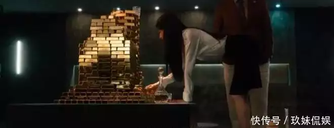 股市回暖,金融诈骗?票房会破10亿,他一出手国产犯罪片有王者了二婚女子相亲遇初恋,长相帅气一眼心动,男子捂脸:弯路绕太远了 第4张 股市回暖,金融诈骗?票房会破10亿,他一出手国产犯罪片有王者了二婚女子相亲遇初恋,长相帅气一眼心动,男子捂脸:弯路绕太远了 第4张