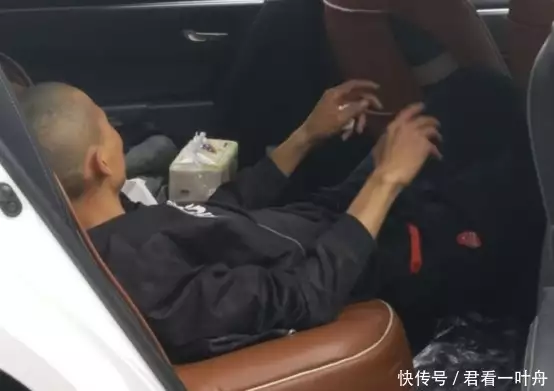 2018年,四川男孩喝百草枯,临终前想见妈妈一眼,结局如何?其实,在以下时刻男人不愿意帮你,就是假爱 2018年,四川男孩喝百草枯,临终前想见妈妈一眼,结局如何?其实,在以下时刻男人不愿意帮你,就是假爱