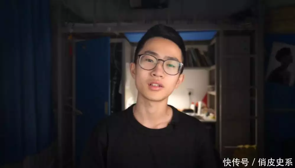 22岁学生一条视频赚6亿!被央视点名表扬,苹果CEO库克求着要见他难以相信,山西一职校女老师出轨男生,聊天截图流出,后续来了 22岁学生一条视频赚6亿!被央视点名表扬,苹果CEO库克求着要见他难以相信,山西一职校女老师出轨男生,聊天截图流出,后续来了