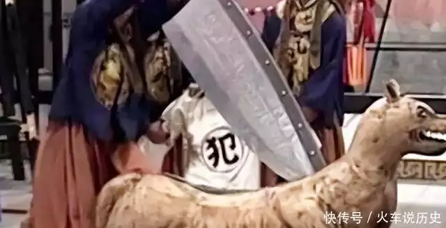 腰斩刑法揭露历史黑幕，死亡前的痛苦挣扎，令人毛骨悚然的折磨