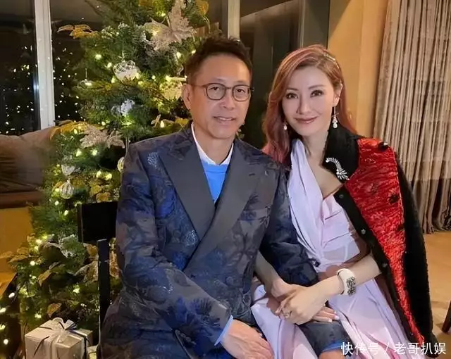 许晋亨的儿子变样了,13岁的他又黑又壮,不像妈妈李嘉欣59年毛泽东接待外宾,吩咐秘书为客人准备饭菜:别管什么清规戒律 许晋亨的儿子变样了,13岁的他又黑又壮,不像妈妈李嘉欣59年毛泽东接待外宾,吩咐秘书为客人准备饭菜:别管什么清规戒律