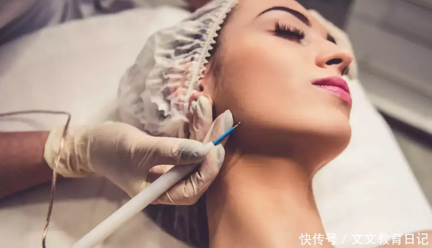 适合大学女生学的四大专业,“吸金”还自由,但对审美要求高乾隆微服私访,道士给他算了一卦,回去之后立刻传位给嘉庆 适合大学女生学的四大专业,“吸金”还自由,但对审美要求高乾隆微服私访,道士给他算了一卦,回去之后立刻传位给嘉庆