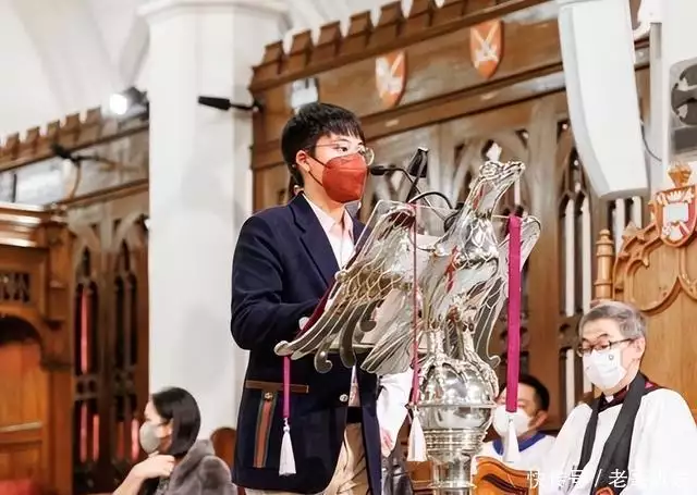 许晋亨的儿子变样了,13岁的他又黑又壮,不像妈妈李嘉欣59年毛泽东接待外宾,吩咐秘书为客人准备饭菜:别管什么清规戒律 许晋亨的儿子变样了,13岁的他又黑又壮,不像妈妈李嘉欣59年毛泽东接待外宾,吩咐秘书为客人准备饭菜:别管什么清规戒律