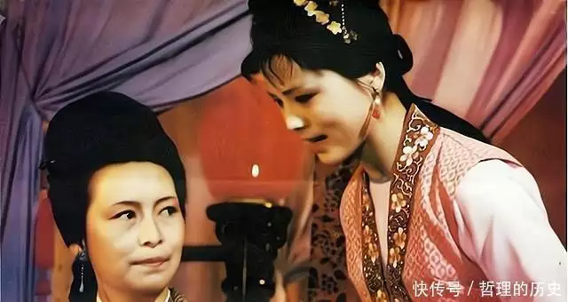 读懂丫鬟袭人的升迁之道，便明白她有多无耻，细看她的三位伯乐时隔多年再看，才明白成龙不认亲生女儿，是多理性的决定