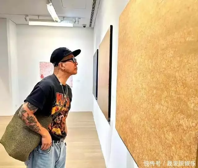 大S没选错人?具俊晔疑似得到了大师点拨,事业有可能迎来转机?31岁在春晚一炮而红,观众都以为他隐退了,其实已经去世10年了