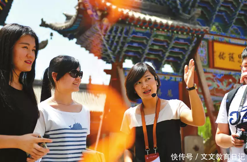 适合大学女生学的四大专业,“吸金”还自由,但对审美要求高乾隆微服私访,道士给他算了一卦,回去之后立刻传位给嘉庆 适合大学女生学的四大专业,“吸金”还自由,但对审美要求高乾隆微服私访,道士给他算了一卦,回去之后立刻传位给嘉庆