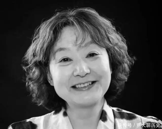 77年高考文科女状元,语文仅差1分满分,如今她怎样?河南一女子找不到对象,哥哥急得不行:挺贤惠,为啥没有男生喜欢 77年高考文科女状元,语文仅差1分满分,如今她怎样?河南一女子找不到对象,哥哥急得不行:挺贤惠,为啥没有男生喜欢
