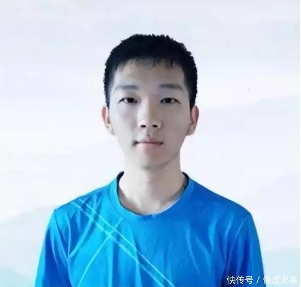 湖北男孩肖雨,高考666分拒绝武大录取,复读一年后考了多少分?著名乐评人爆料:娱乐圈大佬要毁掉刀郎演唱会,愿付双倍违约金 湖北男孩肖雨,高考666分拒绝武大录取,复读一年后考了多少分?著名乐评人爆料:娱乐圈大佬要毁掉刀郎演唱会,愿付双倍违约金