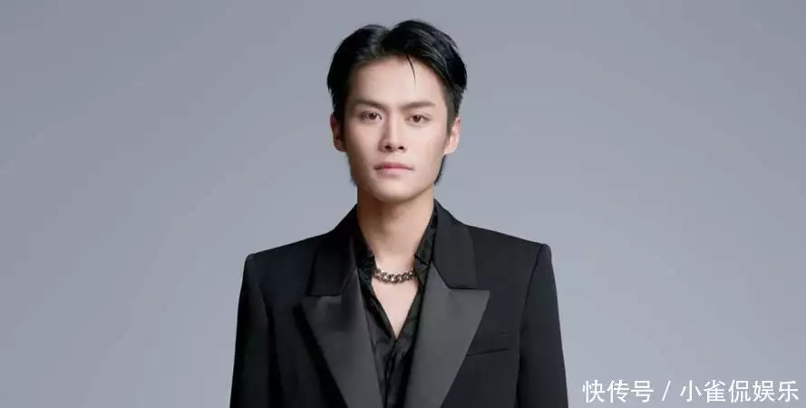 2024带货主播收入排行:董宇辉28亿高居第一,小杨哥塌房仍赚18亿 2024带货主播收入排行:董宇辉28亿高居第一,小杨哥塌房仍赚18亿