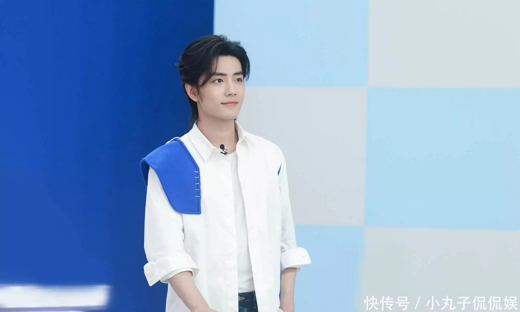 肖战sg身高（肖战 送花）