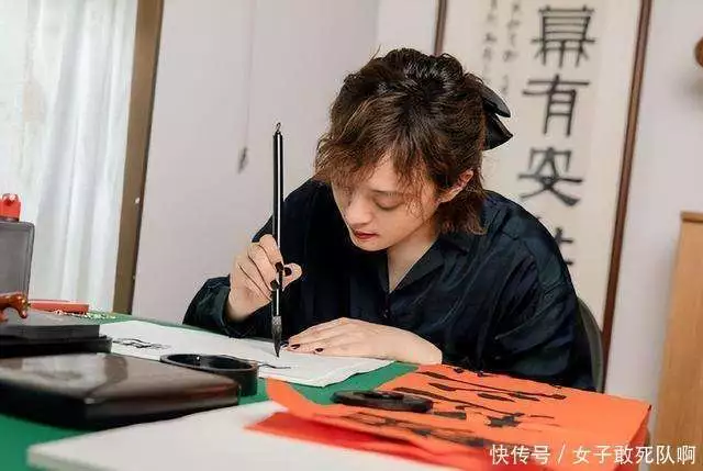 搬起石头砸自己的脚!孙俪晒自己书法作品,却被群嘲还不如徐静蕾四大功夫之王现状:一个患病,一个坐轮椅,一个离世,他风采依旧