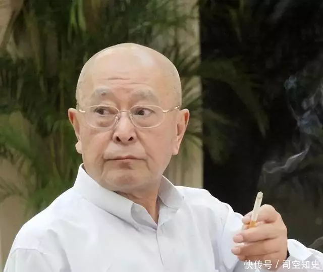 著名演员王铁成病逝:对女儿有愧疚,但生前最放不下就是残智儿子余生很贵,该忘的忘,该放的放 著名演员王铁成病逝:对女儿有愧疚,但生前最放不下就是残智儿子余生很贵,该忘的忘,该放的放