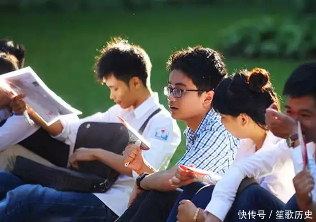 422分进入三本院校,开学不到一周,学生:我的心态崩了开国上将前往农村看望老战友,发现他没钱看病,县委:以为是特务 422分进入三本院校,开学不到一周,学生:我的心态崩了开国上将前往农村看望老战友,发现他没钱看病,县委:以为是特务