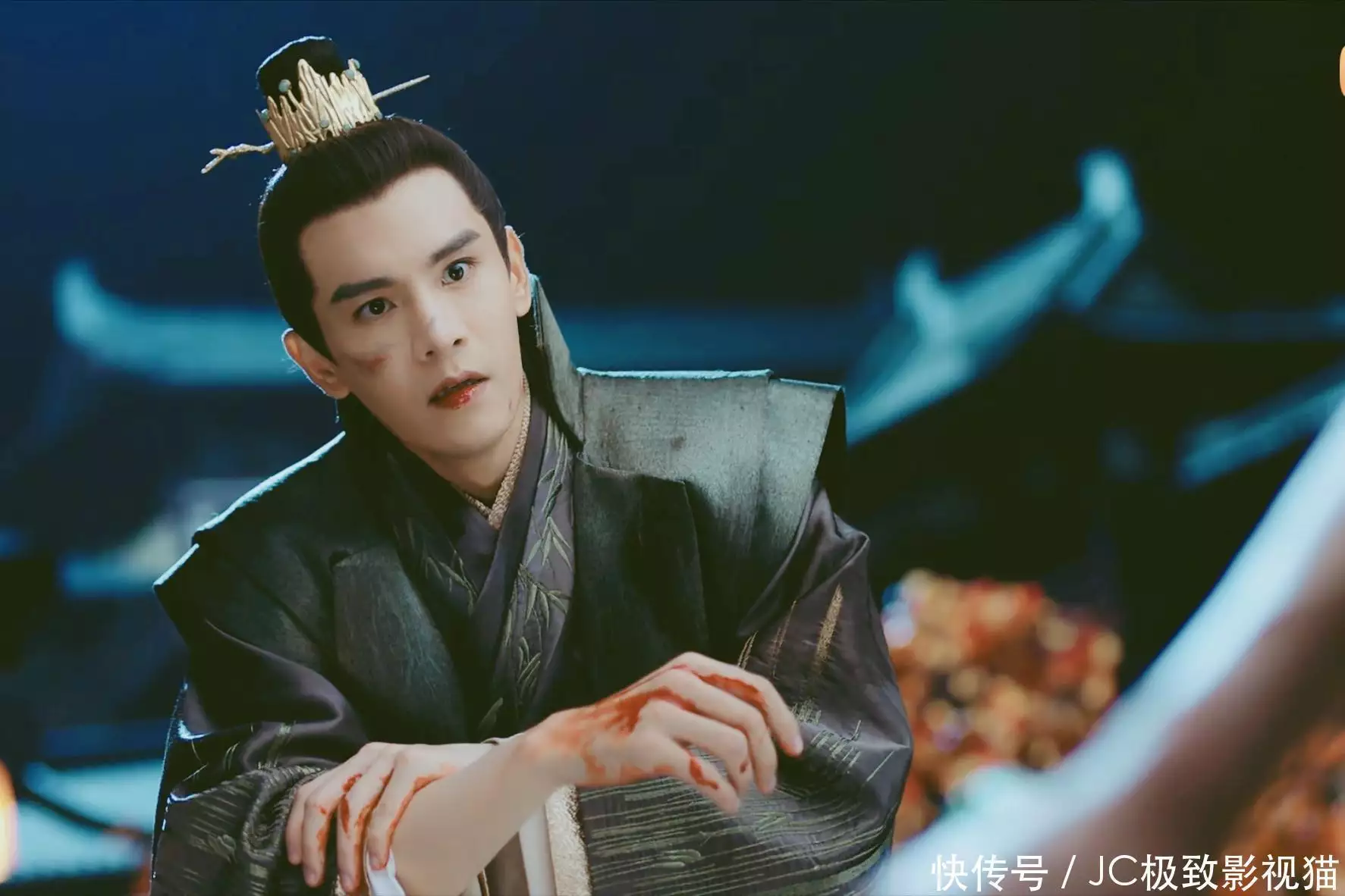 《蜀锦人家》今晚开播,本是冲着谭松韵去的,却被男二号惊艳到一些特殊的古物,幽深符号和图案,疑似外星人痕迹? 《蜀锦人家》今晚开播,本是冲着谭松韵去的,却被男二号惊艳到一些特殊的古物,幽深符号和图案,疑似外星人痕迹?