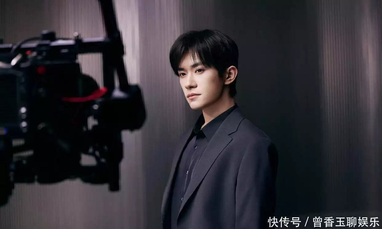 礐嶨怎么读？易烊千玺回应