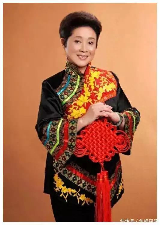 “刘三姐”黄婉秋，病逝不到一年，丈夫何有才的坚持令人泪目泸定桥是怎么修建的？13根40吨的铁索，在清朝又是怎么搭上去的？