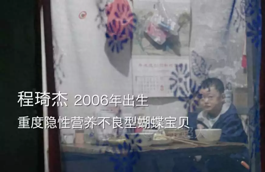 痛心！他已确认离世，年仅18岁腊肠蒸鸡：家常美味的绝妙融合，舌尖上的温馨时光