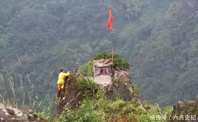 国内唯一的职业烧香人,每天来往十公分宽悬崖上,最多一天赚两万“饭后午休1小时”是错的?医生:上了年纪,午休要注意3点 国内唯一的职业烧香人,每天来往十公分宽悬崖上,最多一天赚两万“饭后午休1小时”是错的?医生:上了年纪,午休要注意3点