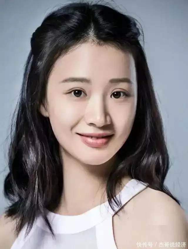 李梦真空上阵,几乎全裸,这跟不穿有啥区别?网友:胆子真大!迪士尼公主起床时的样子,爱丽儿一脸颓废,仙蒂公主随时能睡过去 李梦真空上阵,几乎全裸,这跟不穿有啥区别?网友:胆子真大!迪士尼公主起床时的样子,爱丽儿一脸颓废,仙蒂公主随时能睡过去