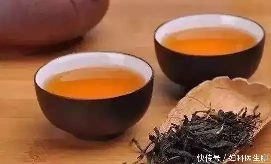 食道癌和喝茶有关？医生忠告：喝茶避免这3件事，别让癌症找上门-第3张图片-福建名茶