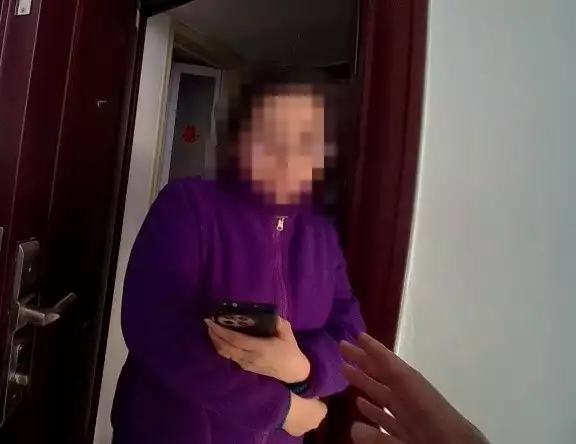 女子深陷“发财梦”,警方紧急叫停,20万元保住了李娜出家已27年:80岁老母亲含泪陪她住寺庙,如今她们过得怎样? 女子深陷“发财梦”,警方紧急叫停,20万元保住了李娜出家已27年:80岁老母亲含泪陪她住寺庙,如今她们过得怎样?