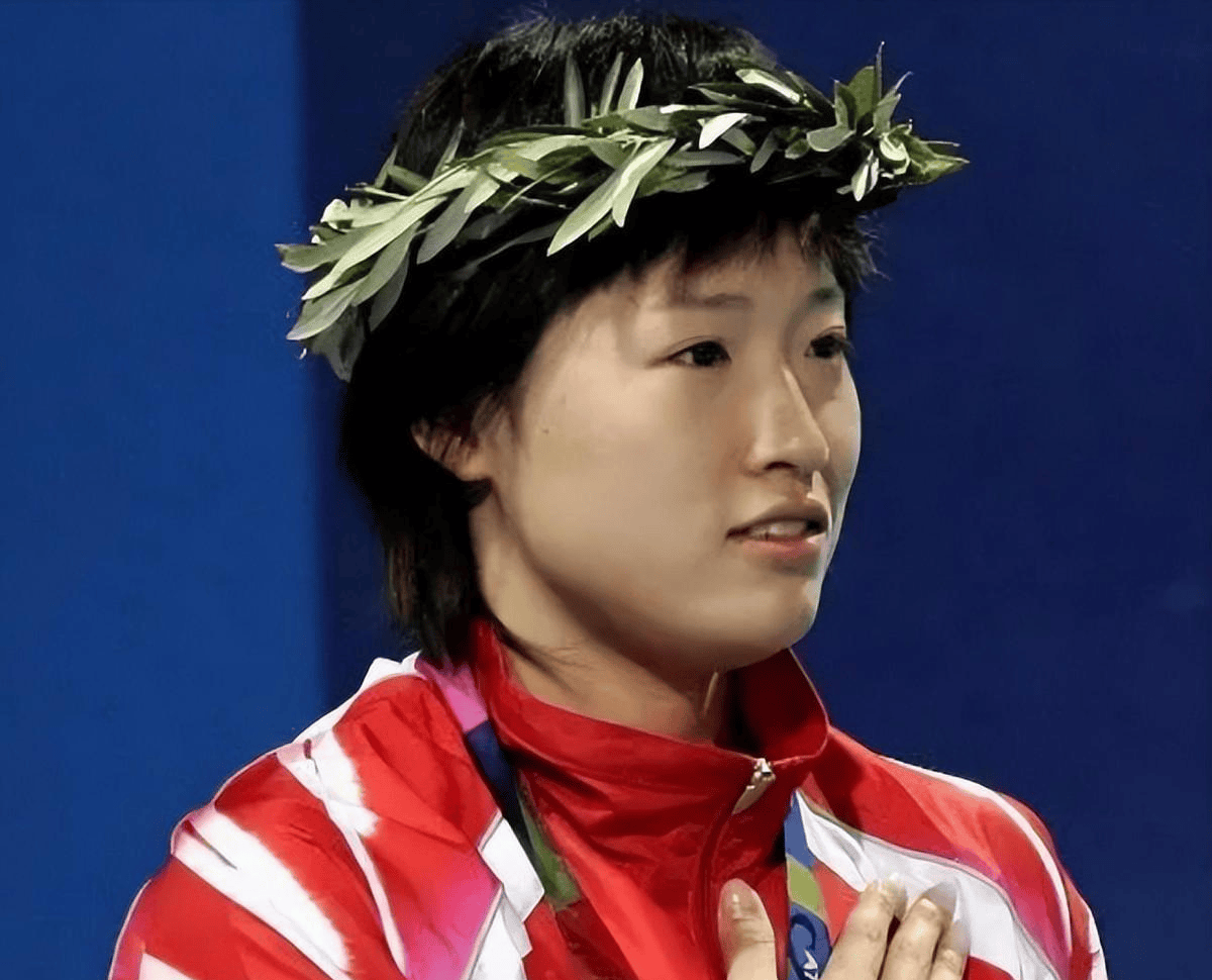 罗雪娟:女子100米蛙泳奥运冠军,因为3个原因退役,后赴美国留学