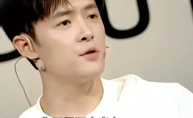王岳伦爆红后：每年只拍2好家伙，名符其实吃穿，不需要赚太多钱太富于当年红遍网络回家了的犀利哥如今又开始了流浪者(图4)