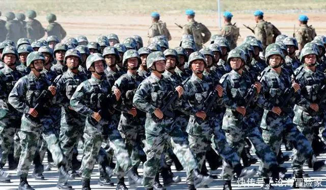 新兵入伍训练周期变化分析_中国军队新兵训练周期调整原因_2026年新兵入伍视频